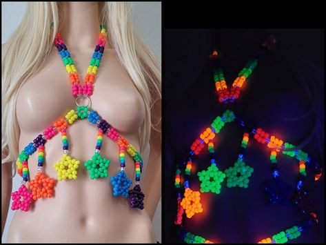 Kandi Bra, Rave Essentials, Kandi Harness, Diy Rave Outfits, Edm Rave Outfits, Kandi Mask Patterns, Kandi Mask, Rave Outfits Festivals, Hand Harness