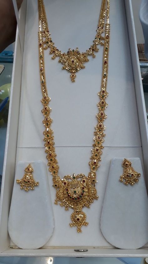 Gold Jewelry Simple Necklace Long, Long Haram Necklace Set Designs Gold, Long Haram New Models Gold, Gold Necklace Haram Set, Simple Gold Haram Designs Indian, Necklace Haram Set Gold, Gold Harams New Models, Haram Sets Jewellery Designs, New Model Gold Haram Designs