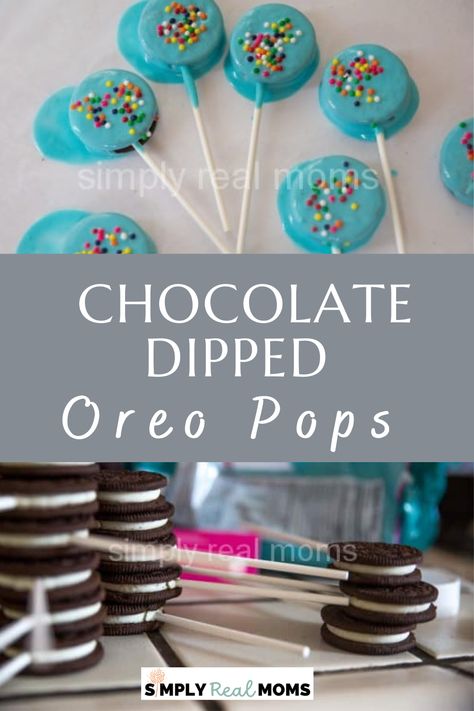 Chocolate Dipped Oreos On A Stick, Oreo On A Stick, Dipped Oreos Birthday, Dipped Oreos How To Make, Dipped Oreos On A Stick, Oreo Dipped In Chocolate, How To Make Oreos, Birthday Oreos, Oreos On A Stick