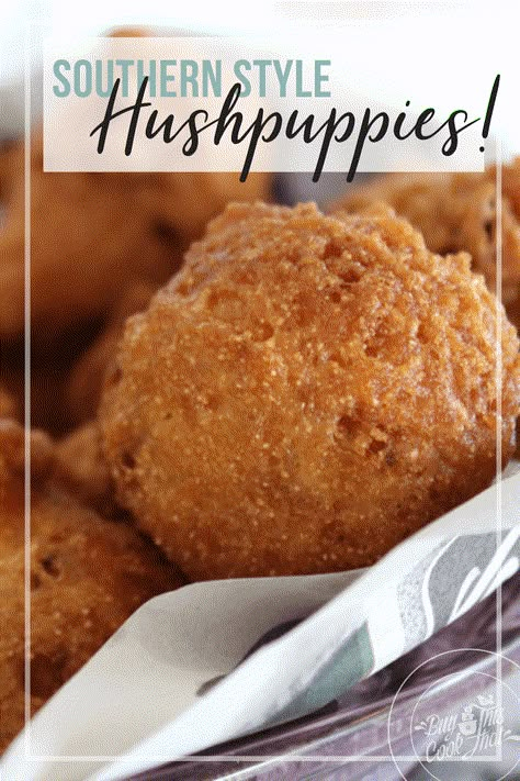 Homemade Hushpuppies, Hush Puppies Recipe, Comfort Food Southern, Southern Cooking, Fried Food, Fried Fish, Southern Recipes, Hush Puppies, Sweet Savory