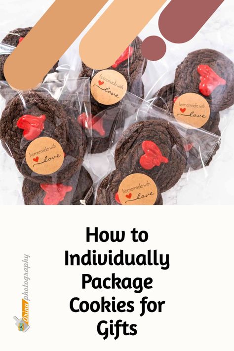 🛍️🍪 Gift-Giving Made Easy: Follow Simple Steps to Package Your Cookies Individually for Hassle-Free Presenting. Package Cookies For Gifts, Packaging Cookies To Sell, Cookie Business Packaging, Cute Cookie Packaging, Cookie Favors Packaging, Cookies For Gifts, Easter Sugar Cookies Recipes, Package Cookies, Individually Wrapped Cookies