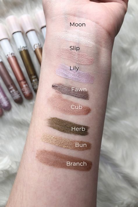 Swatches of Glossier Lidstar, a glistening cream eyeshadow Eyeshadow Fair Skin, Glossier Makeup Look, Glossier Eyeshadow, Glossier Lidstar, Glossier Beauty, Eyeshadow Swatches, Eyeshadow Designs, Glossier Makeup, Neutral Undertone