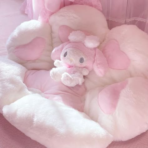 Anime Bad, 헬로키티 배경화면, Charmmy Kitty, Soft Pink Theme, Hello Kitty Aesthetic, Cat's Paw, Kawaii Core, Pink Hello Kitty, Pastel Pink Aesthetic