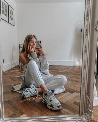 Grey outfit, Grey Loungewear, Loungewear, Neutral Outfit, Balenciaga Triple S Triple S Outfit Woman, Balenciaga Triple S Outfit Woman, Balenciaga Triple S Outfit, Triple S Outfit, Grey Loungewear, Balenciaga Sneakers Outfit, Balenciaga Outfit, Outfit Grey, Full Tracksuit