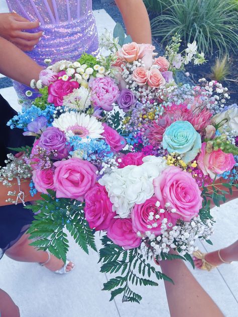 Colorful Flower Bouquet Prom, Flower Bouquet For Prom, Colorful Prom Bouquet, Hoco Boquets, Bouquets For Prom, Hoco Flowers Bouquet, Prom Flower Bouquet, Prom Bouquet Ideas, Prom Flowers Bouquet