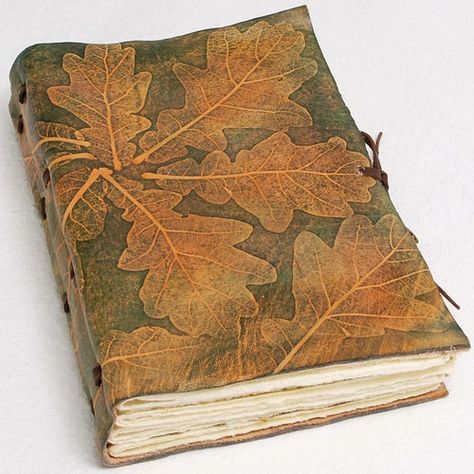 Green Oak Leaves Leather Journal | GILD Bookbinders | Flickr Handmade Journals Diy, Homemade Books, Pen Art Work, Creative School Project Ideas, Leaf Book, Book Binding Diy, Acorn And Oak, Shape Books, Artwork Inspiration