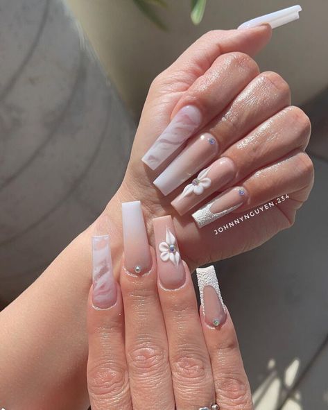 30+ Best Spring Coffin Nails to Inspire You Nails Ballerina, Pastel Designs, Floral Nail Art, Pretty Gel Nails, Ballerina Nails, Manicures Designs, Nail Designs Spring, Floral Nails, French Tip Nails