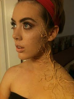 Liquid Latex can do amazing things in costuming! Maquillage Halloween Zombie, Liquid Latex Makeup, Neck Veins, Haunted House Makeup, Makeup Zombie, Cool Makeup, Creepy Makeup, Makeup Effects, Prosthetic Makeup