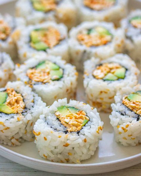 Vegan California Roll (Spicy Tofu Crab Salad) California Roll Recipe, California Roll Recipes, Tofu Sushi, California Roll Sushi, Sushi Rice Recipes, California Rolls, Vegan Crab, Crab Salad Recipe, Tofu Recipes Vegan