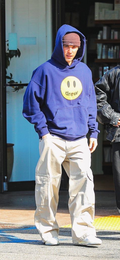 Justin Bieber Fits, Justin Bieber Street Style, Justin Bieber Fashion, Ootd Men Casual, Grunge Outfits 90s, Justin Bieber Outfits, Justin Bieber Style, Streetwear Ideas, Rapper Style