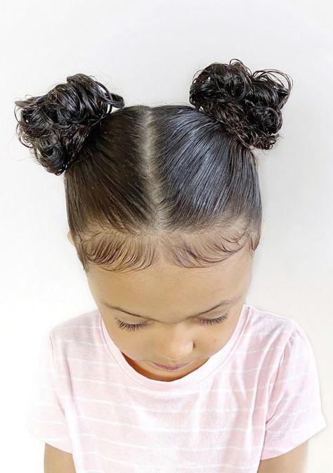 Kids Space Buns, Toddler Space Buns, Space Buns For Kids, Pigtail Hairstyles For Kids, 2 Buns Hairstyle, Space Buns Tutorial, Gymnastics Hairstyles, Hair Pigtails, Lola Hair