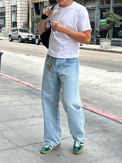 Model Off Duty Outfits Men, Denim Summer Outfits, Tumblr Thoughts, Sneakers Outfit Men, Jeans Outfit Men, Guys Fits, Guy Fits, High Heel Dress, Street Style Outfits Men