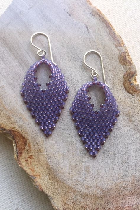 Beaded Russian Leaf Earrings, Russian Leaf Earrings Pattern, Seed Bead Earrings Tutorial How To Make, Russian Leaf Pattern, Russian Leaf Tutorial, Leaves Tutorial, Seed Bead Tutorials, Beadwork Tutorial, Bead Tutorials