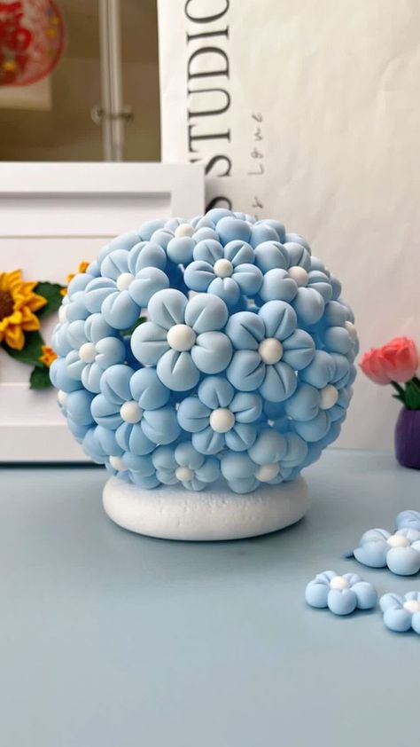 DIY Clay Flower Night Light #clay #diyclay #claytutorial | Handi Work | accelerate · somewhere only we know (sped up) Fimo, Over Bake Clay Ideas, Clay Night Lights, Light Clay Crafts, Flower Pottery Ideas, Flower Night Light, Clay Lamp Ideas, Polymer Clay Lamp, Foam Clay Flowers