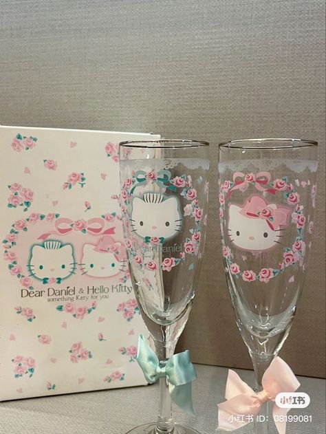 Hello Kitty Glasses, Dr Belongings, Hello Kitty Wedding, Dear Daniel, Hello Kitty House, Hello Kitty Rooms, Kitty Items, Hello Kitty Aesthetic, Hello Kitty Accessories