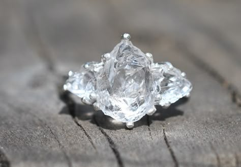 Natural Crystal Wedding Ring, Natural Cut Engagement Ring, Raw Cut Engagement Ring, Raw Crystal Engagement Rings, Engagement Rings Natural, Raw Stone Engagement Rings, Crystal Engagement Rings, Raw Diamond Engagement Rings, Natural Bohemian