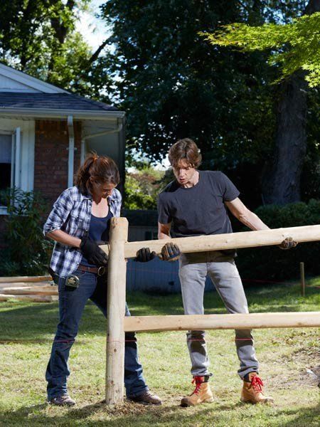 Short Fence, Split Rail Fence, Country Fences, Small Fence, Rustic Fence, Fencing Ideas, Front Fence, Pallet Fence, Horizontal Fence