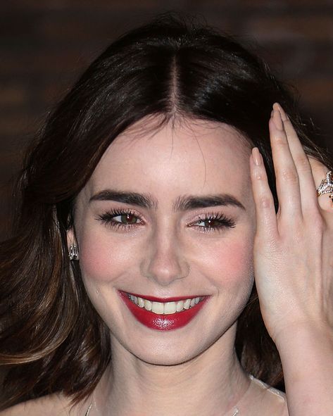 I Gave Myself Lily Collins Eyebrows. And I had very little to work with. Lily Collins Eyebrows, Overplucked Eyebrows, Best Eyebrow Makeup, Bushy Eyebrows, Sparse Eyebrows, Permanent Eyebrows, Threading Eyebrows, Best Eyebrow Products, Perfect Eyebrows