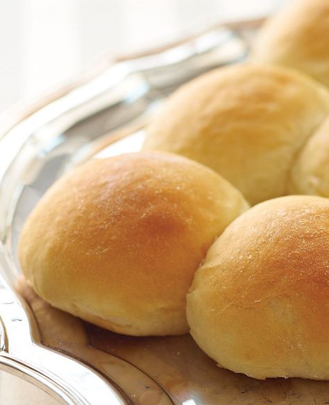 Overnight Buns, No Yeast Dinner Rolls, Bread Dough Recipe, Buns Recipe, Breads & Buns, Weekend Meals, Bun Recipe, Dinner Rolls, Bread Dough