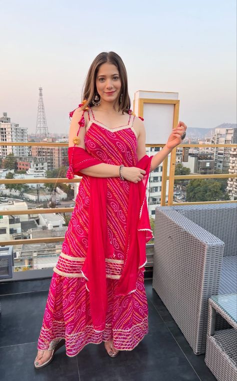 You can easily shop this dress just DM or comment below Rajasthani Kurti, Cotton Dress Pattern, Floral Dresses With Sleeves, Sleeveless Kurta, Trendy Outfits Indian, Outfits Indian, Lehenga Designs Simple, Womens Trendy Dresses, Stitching Dresses