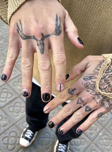 Goth Nails For Men, Male Nails Ideas, Nail Art For Men Black, Halloween Nails Men, Mens Nail Designs, Nail Ideas For Men, Guys Nail Designs, Male Nail Designs, Masculine Nails