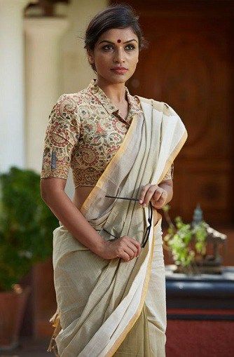 Plain Saree With Kalamkari Blouse Kalamkari Blouse Designs, Kalamkari Blouse, Cotton Saree Blouse Designs, Cotton Blouse Design, Saree Blouse Neck Designs, Blouse Design Images, Sari Blouse Designs, Look Formal, Indian Saree Blouses Designs