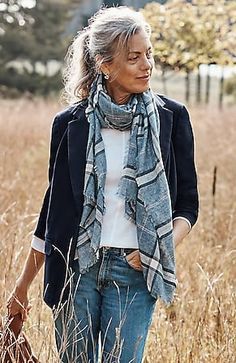 Styles Braids, Stylish Outfits For Women Over 50, Clothes For Women Over 50, Over 60 Fashion, Older Women Fashion, 60 Fashion, Mode Casual, Over 50 Womens Fashion, Fashion Over 50