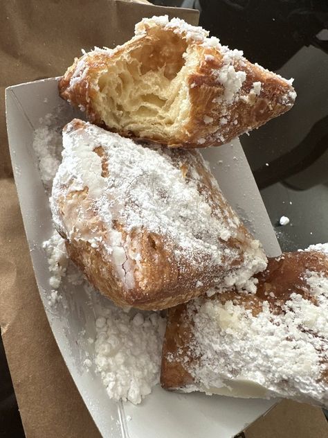 New Orleans Guide: Cafe Beignet — CHEF SEIS Benigets New Orleans, Wolfgang Puck, Vegetarian Menu, Southern Cuisine, Bobby Flay, French Market, Executive Chef, Al Fresco Dining, Beignets