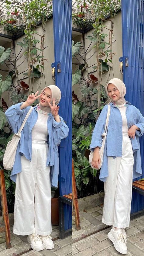 #portrait #hijabphotoshoot #outfitsideas #bajumuslim #ootdhijab #hijabmodern #outfitoftheday #hijaber #ootdhijabindo #Promo #photooftheday #gamis Ide Outfit Simple, Outfit Hijab Kulot, Outfit Bukber, Outfit Ngampus, Outfit Hijab Casual, Ootd Hijab Casual, Casual Chic Outfits, Mix Match Outfits, Muslim Outfits Casual