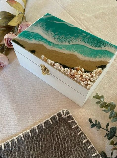 Resin Boxes, Wooden Box Crafts, Hand Painted Wooden Box, Crystal Jewelry Box, Diy Beach Decor, Resin Box, Storing Jewelry, 8 Mart, Diy Furniture Decor