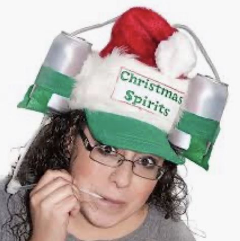 Funny Christmas Hats Diy, Diy Christmas Hats, Diy Santa Hat, Funny Christmas Hats, Weird Christmas, Christmas Party Hats, Crazy Hat, Company Christmas Party, Crazy Hat Day