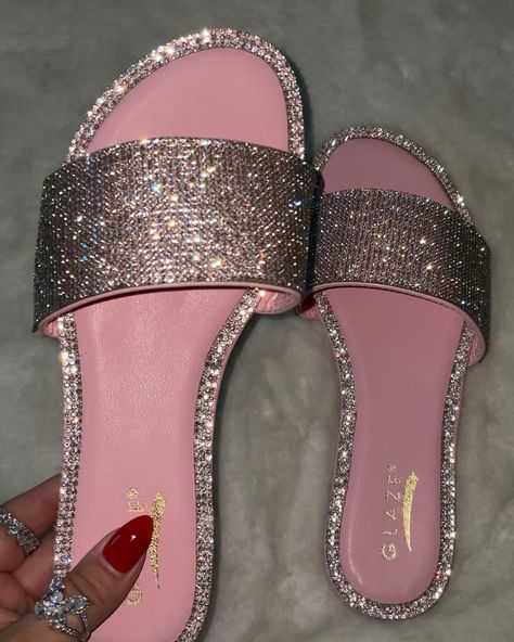 Sparkly Chanclas Outfit, Sparkle Chanclas, Latina Shoes, Luxury Aesthetic Pink, Sparkly Chanclas, Summer Sliders, Cute Cowgirl Outfits, Pretty Sneakers, Sparkly Sandals