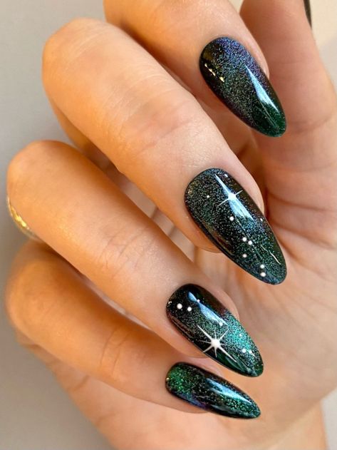 50+ Gorgeous Winter Nails & Nail Art Designs That You'll Love Galaxy Nail Art, Eye Nail Art, Galaxy Nails, Her Nails, Cat Nails, Cat Eye Nails, Winter Nail Art, Winter Nail Designs, Festival Nails