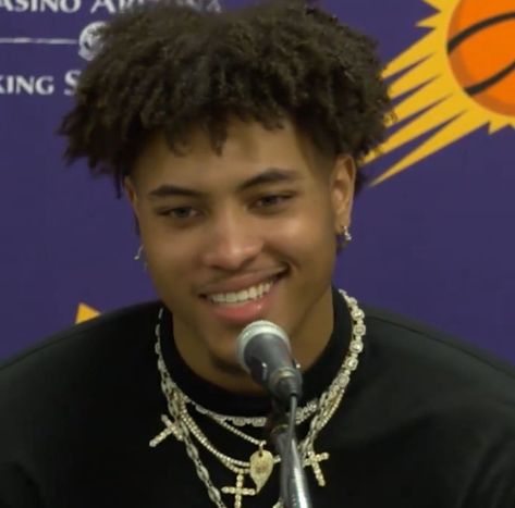 Hottest Basketball Players, Kelly Oubre Jr Aesthetic, Fine Basketball Players, Hot Basketball Players, Basketball Workouts Training, Trevor Jackson, Kelly Oubre Jr, Kelly Oubre, Basketball Players Nba