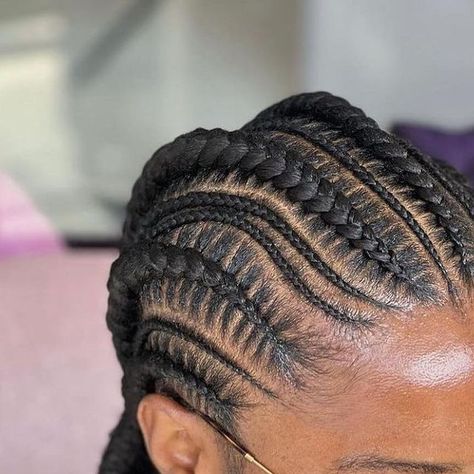 Simple Ghana Weaving All Back Style, Simple Lines Hairstyles, All Back Hairstyle, Simple Weaving, Straight Back Cornrows, Cornrow Hairstyle, Weaving Hairstyles, Black Kids Braids Hairstyles, Ghana Weaving