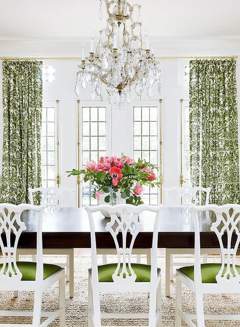 White and green chippendale dining chairs Chippendale Chairs, Green Dining Room, Transitional Dining Room, White Chairs, White Dining Room, Traditional Dining Room, Updated Traditional, Dining Chair Design, Dining Room Inspiration