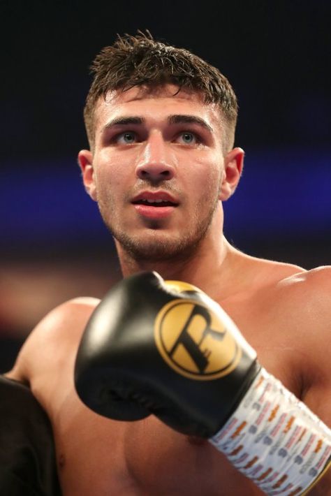 Love Island cast: Tommy Fury refuses to be labelled Tyson's little brother Tommy Fury Haircut, Tyson Fury Tattoo, Tommy Fury, Tommy Fury Love Island, Tyson Fury Aesthetic, Tyson And Paris Fury, Tyson With Tiger, Vintage Boxing Posters, Boxing Posters