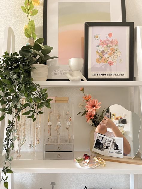 Styling my ladder shelf with all my favorite things! #roomdecoration #shelving #deco #earrings #plant Shelf Vanity, Plant Shelf, Deco Earrings, Ladder Shelf, Plant Shelves, My Favorite Things, House Inspiration, Floating Nightstand, Favorite Things