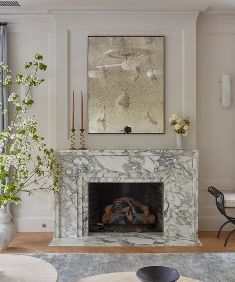 Types Of Marble, Transitional Fireplace, Luxury Fireplace, Home Bar Rooms, Marble Fireplace Surround, Muted Palette, Limestone Fireplace, Marble Fireplace, Guest Room Office