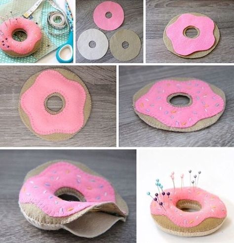 Donut pincushion Felt Projects Adults, Felt Donut, Felt Pincushions, Felt Food Diy, Felt Food Patterns, Baby Mobil, Pin Cushions Patterns, Felt Play Food, Felt Crafts Diy