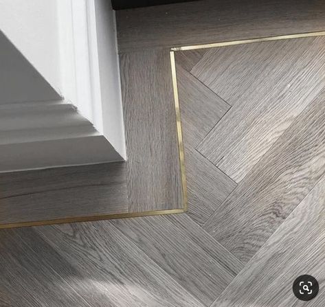 Herringbone Floor, Parquet Flooring, Decor Minimalist, Home Design Decor, Floor Design, Wood Flooring, Design Case, Wooden Flooring, 인테리어 디자인