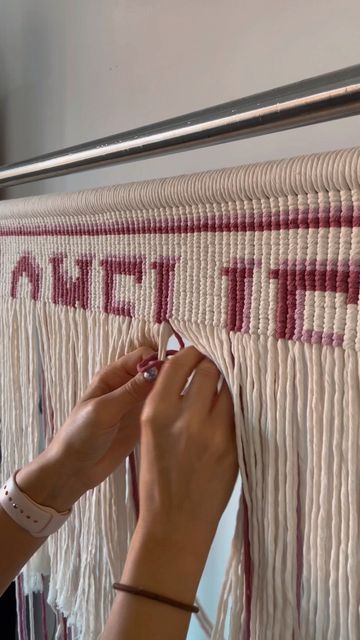 Green Cotton | Eco & Vegan Macrame on Instagram: "A week’s work and half way through 😌 Making a name banner for the lovely winner of last months charity raffle. Hopefully you can guess what the name is going to be? #macramecommunity #macrame #macrameart #fibreart #namebanner #nurserydecor #namesign #bohonursery #maker #handmadeuk #workinprogress #wip" Macrame Banner Diy, Macrame Name, Macrame Banner, Name Banner, Diy Banner, Logo Diy, Name Banners, Macrame Art, Boho Nursery