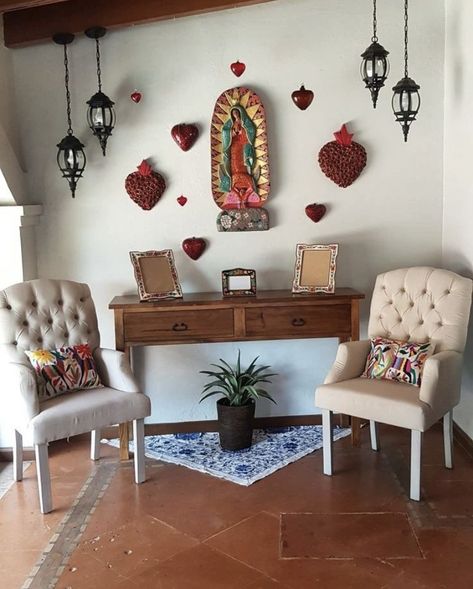 Rancho Home Decor, Mexican Themed Living Room, Mexican Dinning Room Decor Spanish Style, Mexican Home Modern, Rustic Hacienda Decor, Mexican Colonial Decor, Eclectic Mexican Decor, Modern Mexican Room Decor, Mexican Houses Interior Decor