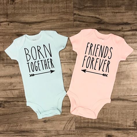 The cutest twin girl boy onesies! Born together friends forever! https://etsy.me/2XqXypc Twins Outfit, Twins Clothes, Twins Boy And Girl, Twins Cricut Projects, Twin Onsies Ideas, Onesies For Twins, Twins Onesies, Twin Girl Shirts Vinyl, Twin Babies Boy And Girl