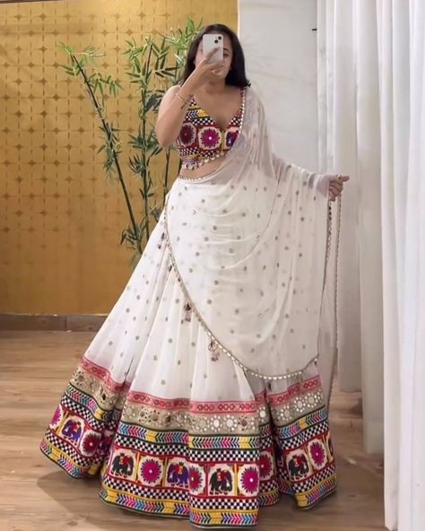 Garba Chaniya Choli, Fabric Fox, Garba Outfit, Lehenga Top, Navratri Lehenga, Lehenga Fabric, Navratri Chaniya Choli, Stitched Lehenga, Lengha Choli