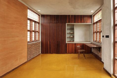 The Ochre House | Earthly yours Rammed Earth Construction, Earth Projects, Green Cafe, Rammed Earth Wall, Warm Palette, Rammed Earth, Earth Design, Built In Furniture, Great Wall Of China