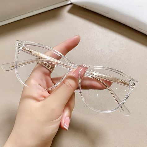 Square Face Shape Glasses, Square Face Glasses, Clear Glasses Frames Women, Glasses Women Fashion Eyeglasses, Glasses For Oval Faces, Doctor Jewelry, Classy Glasses, Cat Eye Design, Glasses Frames Trendy