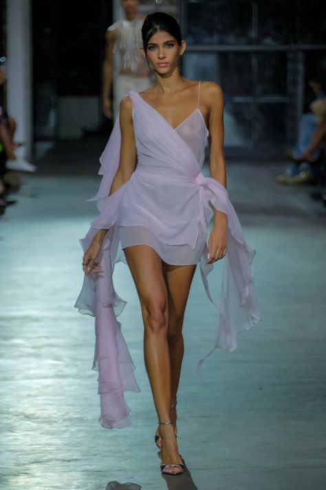 Purple Runway, 2025 Runway, Runway 2024, 2024 Runway, Laquan Smith, Runway Details, Euro Summer, Event Logo, Show Collection