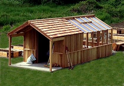 Arbejdsplads Garage, Homemade Greenhouse, Greenhouse Supplies, Best Greenhouse, Greenhouse Shed, Build A Greenhouse, Indoor Greenhouse, Home Greenhouse, Wooden Greenhouses