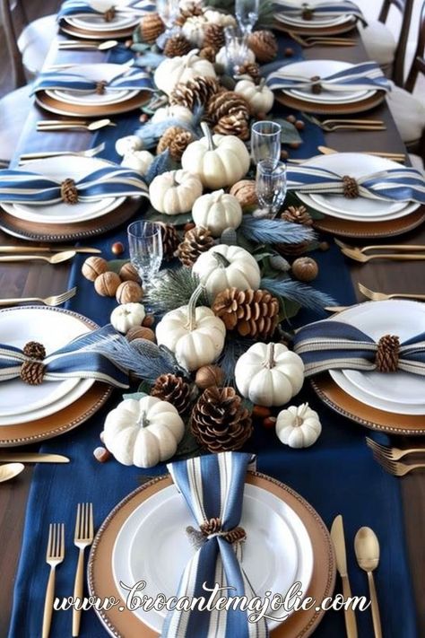 5 Easy Thanksgiving Table Settings and Tablescapes for an elegant Holiday - Brocante Ma Jolie Navy Blue Thanksgiving Table, Thanksgiving Tablescapes Rustic, Ccf Tea, Blue Thanksgiving Table, Thanksgiving Tablescapes Simple, Thanksgiving Decorations Table Setting, Eid Table, Thanksgiving Table Settings Elegant, Thanksgiving Dinner Table Setting